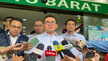 Tegas Larang Importasi Baju Bekas, Mendag Budi Bantah Peningkatan Tren