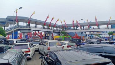 Puncak Arus Mudik, Antrean Kendaraan di Pelabuhan Gilimanuk Tembus 12 Jam