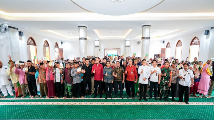 Muslim di Badung Dapat Bantuan Tunai Rp2 Juta per Keluarga untuk Belanja Lebaran