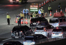 Pintu Masuk Contraflow KM 41 Arah Cikampek Dibuka Hari Kedua Lebaran Selasa (1/4)