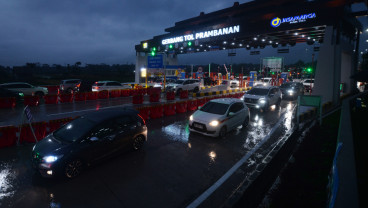 Volume Kendaraan Keluar Dari Gerbang Tol Prambanan