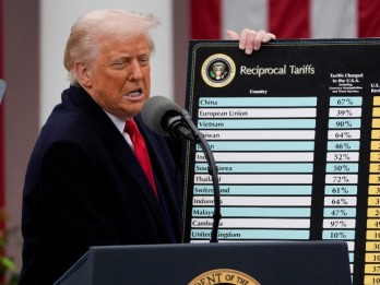 Pasar Modal RI Awali Kuartal II/2025 dengan Tarif Trump, IHSG Berpotensi Melemah