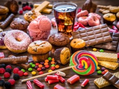 Cara Mengatasi Kecanduan Makanan Manis Efek Lebaran