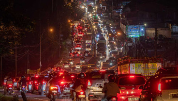 Jalan Arteri Nasional Semarang-Solo Padat Imbas Sistem Satu Arah Tol