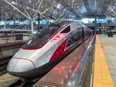 KCIC Catat 280.000 Tiket Kereta Cepat Whoosh Terjual Selama Libur Lebaran 2025
