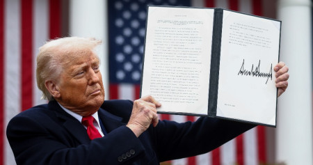 Dampak Kebijakan Tarif Trump, Wamenperin Buka Opsi Pengalihan Ekspor ke Uni Eropa