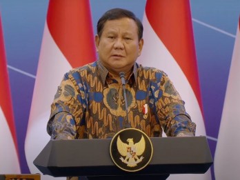 Prabowo Klaim Berhasil Pangkas Distribusi Pupuk Subsidi: Petani Gembira