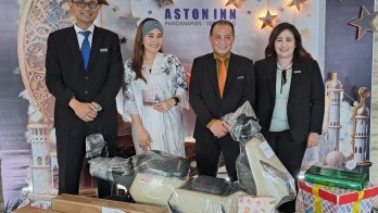 Pengunjung Aston Inn Pandanaran Bawa Pulang Hadiah Nostalgic Ramadan