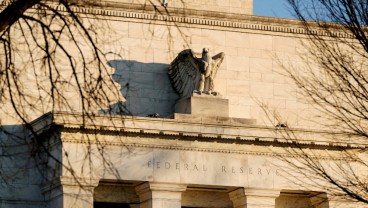 Risalah The Fed Soroti Risiko Ganda: Inflasi Masih Menghantui, Pertumbuhan Melambat
