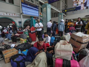 KAI Angkut 4,32 Juta Penumpang Selama Mudik Lebaran 2025