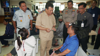 Minat Warga Jateng Ikuti Pemutihan Pajak Kendaraan Tinggi