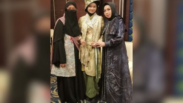 Kelas Shopee dan Kementerian UMKM Buka Peluang Ekspor Kain Tradisional