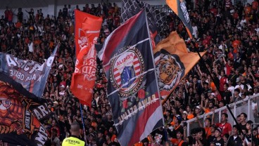 Persija vs Persebaya Pecahkan Rekor Penonton Terbanyak Liga 1 2024-2025