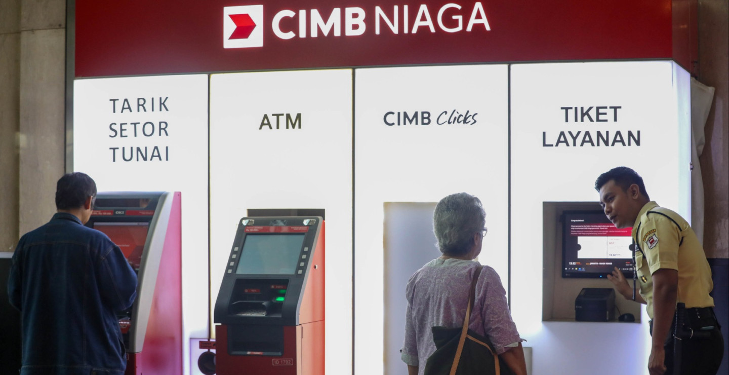 Kucuran Dividen Bank Menengah dari BNGA, BBTN, BNLI, NISP, MEGA, dan BDMN