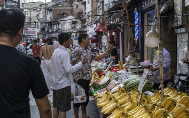 Prospek Boncos Ekonomi China di Tengah Perang Dagang, Merembet ke Indonesia?