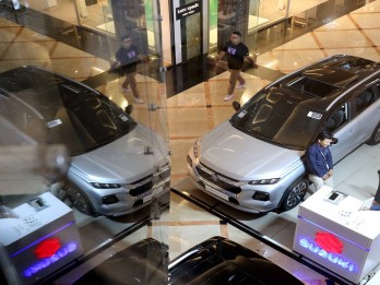 Warning Signs from Automotive Industry Slowdown Could Hit Financing Sector Hard