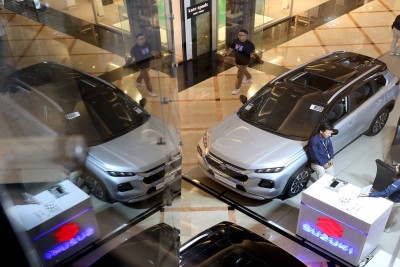 Warning Signs from Automotive Industry Slowdown Could Hit Financing Sector Hard