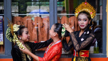 Keseruan Siswa SD di Bandung Rayakan Peringatan Hari Kartini