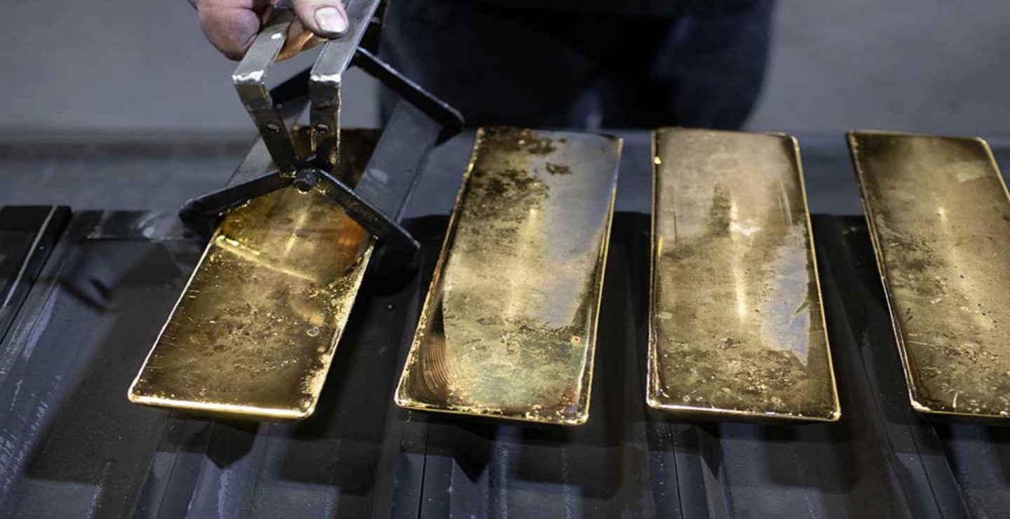Gold Hits Record High, Opening Profit Window for Hartadinata Abadi (HRTA)