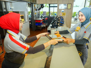 Semangat Kartini di McD Indonesia: Kisah Hana Merlian, Teman Tuli yang Menginspirasi