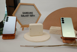 Samsung - Oppo Cs Kirim 1,2 Miliar Smartphone Android per Tahun, Periode 2015-2024