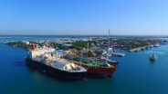 Indonesia Mulls Quadrupling Oil and Gas Imports from US Amid Tariff Talks