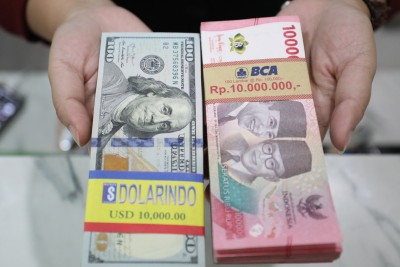 Rupiah Faces Bleak Outlook as Confidence in Fiscal Policy Declines