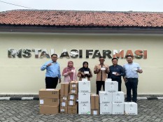 Ferron Par Pharmaceuticals Salurkan Donasi Obat Kanker dan Anestesi