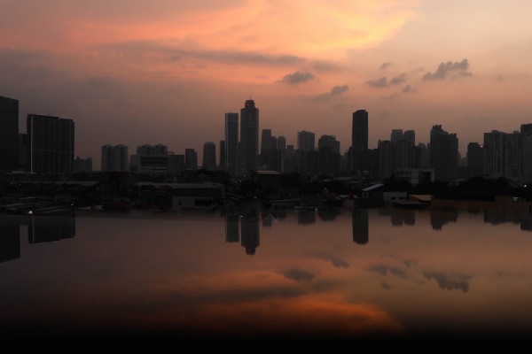 Proyeksi Ekonomi RI 2025 Serempak Turun, Target Pemerintah Masih Realistis?