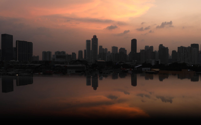 Proyeksi Ekonomi RI 2025 Serempak Turun, Target Pemerintah Masih Realistis?
