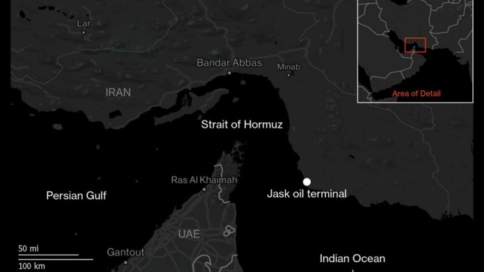 Korban Ledakan di Pelabuhan Shahid Rajaee Iran, Tewas Mencapai 28 Orang