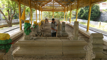 Perawatan Makam Raja Aceh Sultan Syamsu Syah