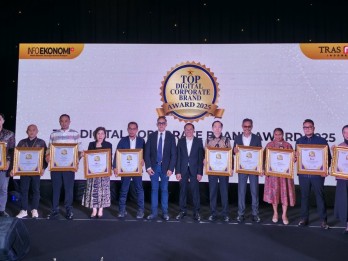 Bank Jateng Syariah Raih Penghargaan Top Digital Corporate Brand Award 2025