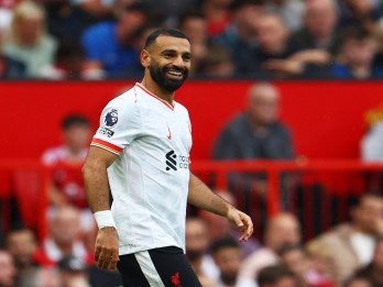Momen Mo Salah Diguyur Alkohol Saat Rayakan Liverpool Juara Liga Inggris
