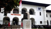 Pos Indonesia Rombak Komisaris, Budi Djatmiko Gantikan Rhenald Kasali
