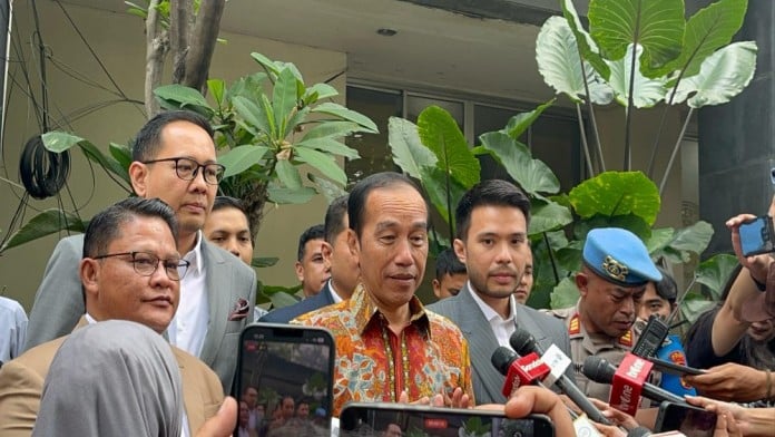 Jokowi Ungkap Alasan Lapor Kasus Ijazah Palsu ke Polisi: Agar Tidak Berlarut