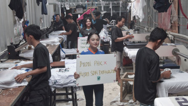 Fashion Show Produk UMKM Jakarta Selatan