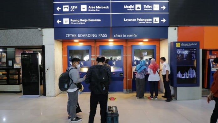 Daop 2 Bandung Operasikan 24.508 Perjalanan Kereta Api Hingga Maret 2025