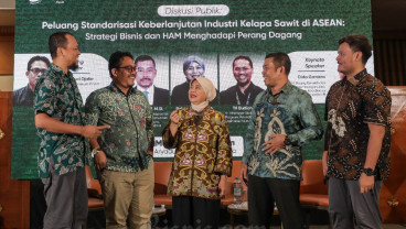 Diskusi Publik Tentang Keberlanjutan Industri Kelapa Sawit di ASEAN