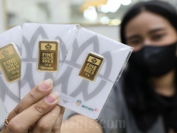 Para Pembeli Emas Antam yang Masih Boncos Awal Mei 2025