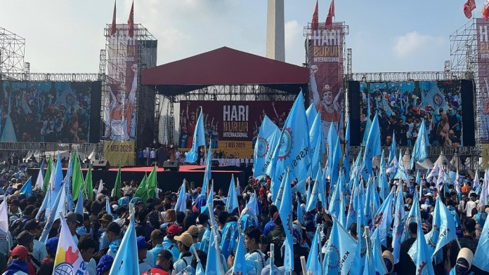 Airlangga hingga Puan Maharani Ikut Hadiri Hari Buruh di Monas