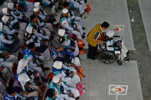 Jamaah Calon Haji dari Berbagai Daerah Mulai Masuk Asrama Haji