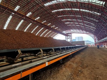 Bauksit & Feronikel Antam Tak Laku Imbas Aturan Baru Harga Patokan Mineral