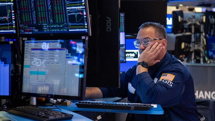Wall Street Hari Ini (1/5) Menguat, Microsoft dan Meta Dorong Kinerja Indeks