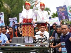 Gubernur Riau Tegaskan Penahanan Ijazah oleh Perusahaan Harus Dihentikan