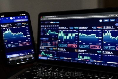 Aksi Jual JPMorgan & Blackrock saat Saham Mandiri (BMRI) jadi Top Laggard