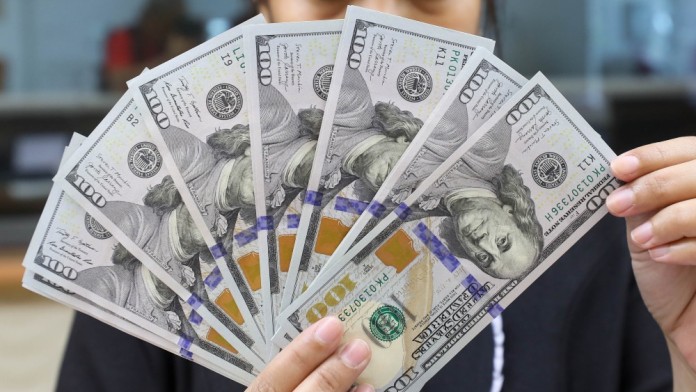 Nilai Tukar Dolar AS di Bank Mandiri, BCA, BRI, & BNI Hari Ini, 2 Mei 2025