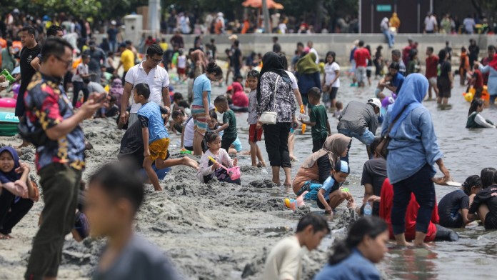 Ada Mudik Lebaran, Jumlah Wisatawan Justru Merosot Maret 2025