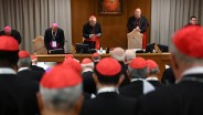 Sosok Kardinal Angelo Becciu yang Mundur dari Konklaf karena Skandal Keuangan