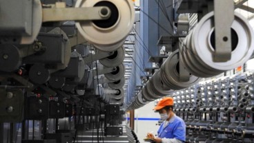 Airlangga Sebut Deregulasi Bakal Perbaiki PMI Manufaktur RI yang Terkontraksi